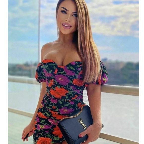 Zara Bloggers Favorite Floral Print Off The Shoulder Puff Sleeve Mini Dress S - Picture 2 of 16